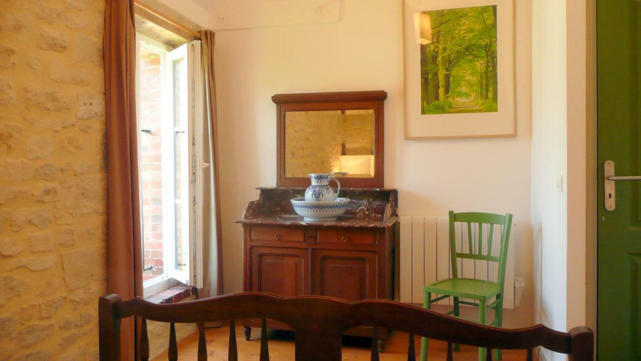 Gite De La Cour Vautier Mandeville-en-Bessin Exteriör bild